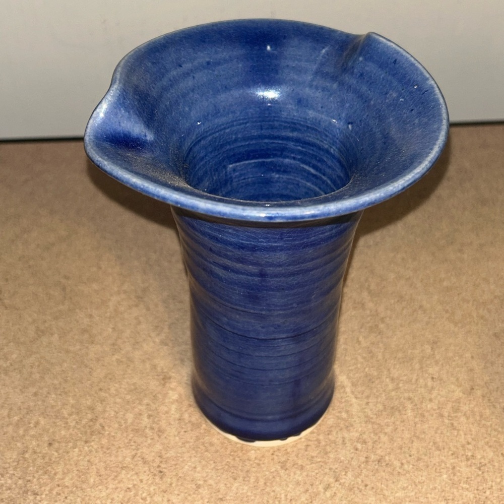 Modern Rustic Studio Pottery Vase Cobalt Blue Signed Artisan Decor Vintage Home - Picture 7 of 14